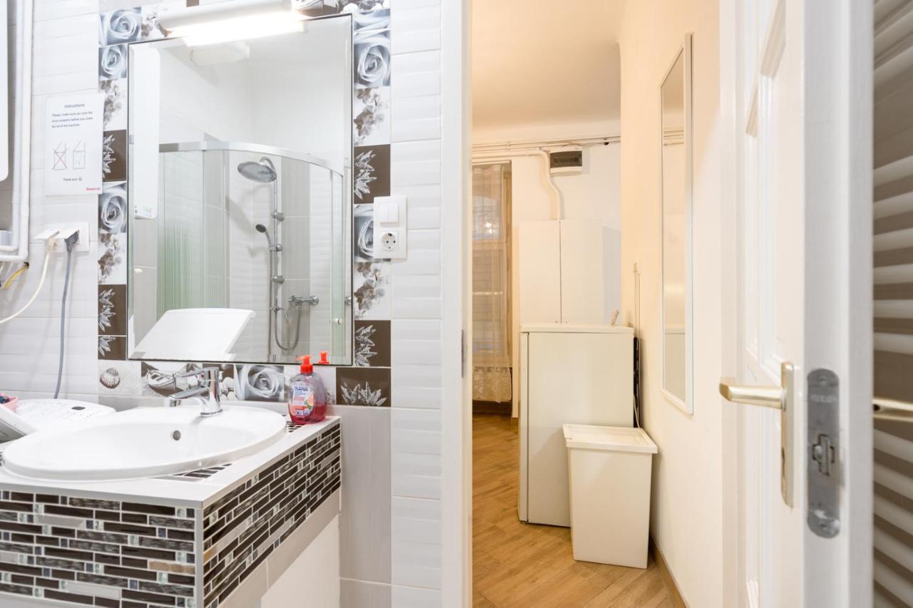 Seven Erzsebet Krt Apartman *